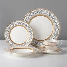 Set di stoviglie in porcellana Bone China di lusso
