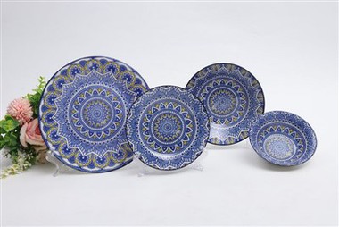 Set di stoviglie in ceramica bohémien