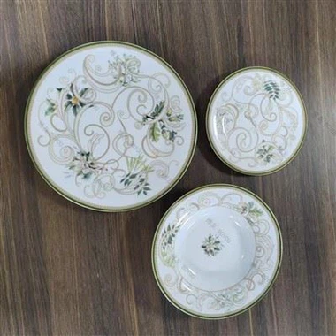 Stoviglie in ceramica all'ingrosso
